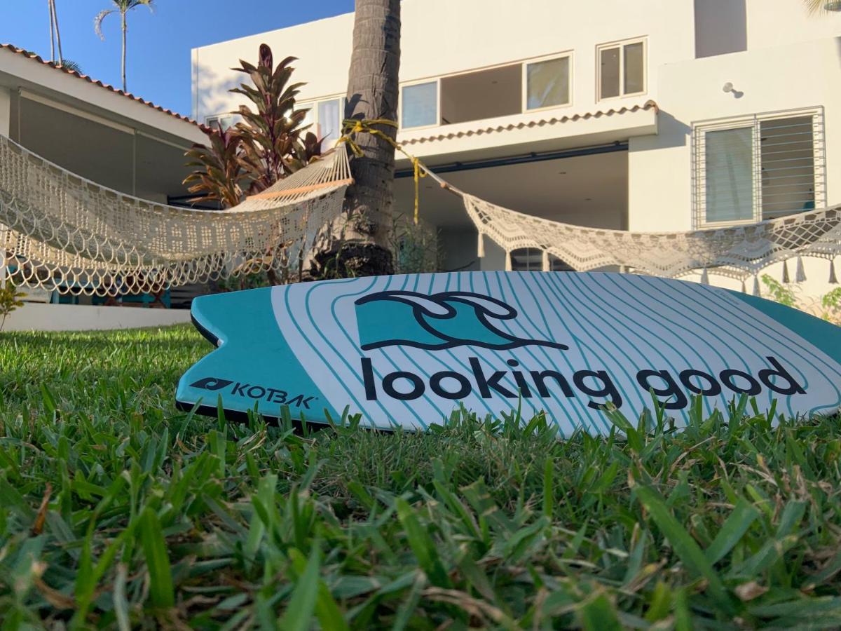 Looking Good Beachfront Hotel - Housity