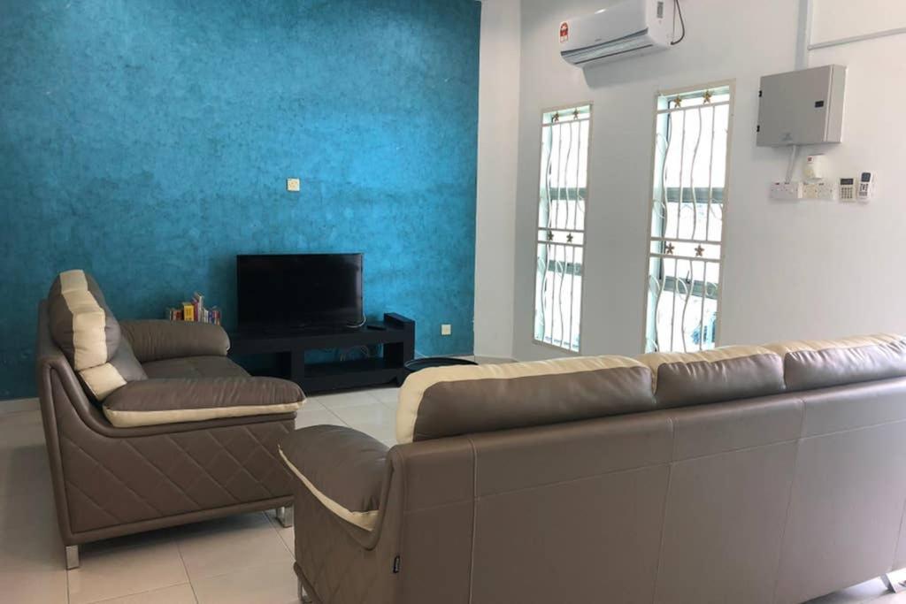 Lanesra Home @ Lahat - Housity