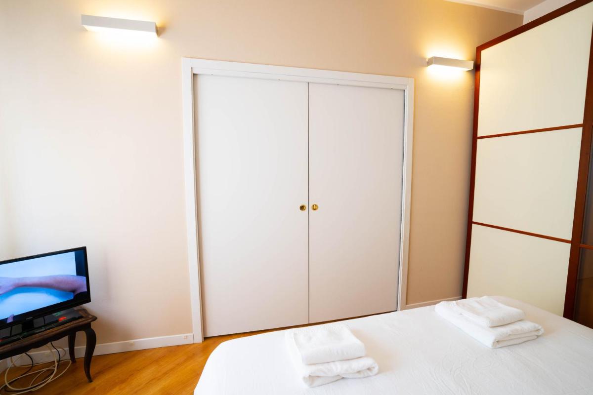 V12 Apartments - Alfieri 2A - Housity