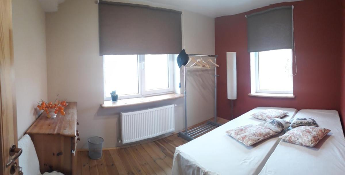Apartment by the sea (5 minute walk) - Housity