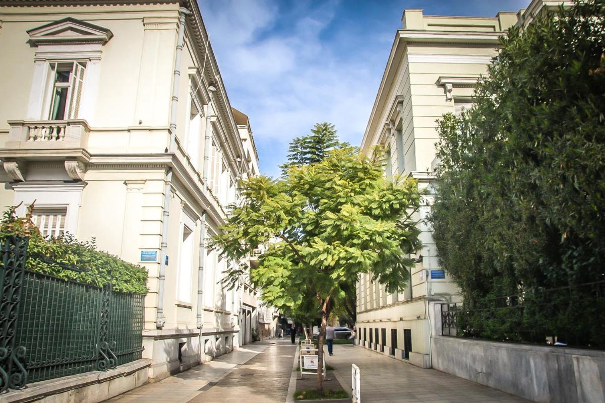 API Projects Athens - Parliament Apartment - Housity