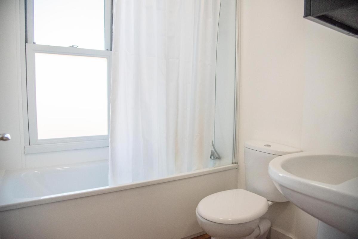 Stunning Designer Room - Ensuite - Room 7 - Housity