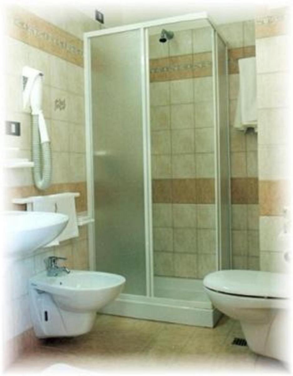 Albergo Due Monti - Housity