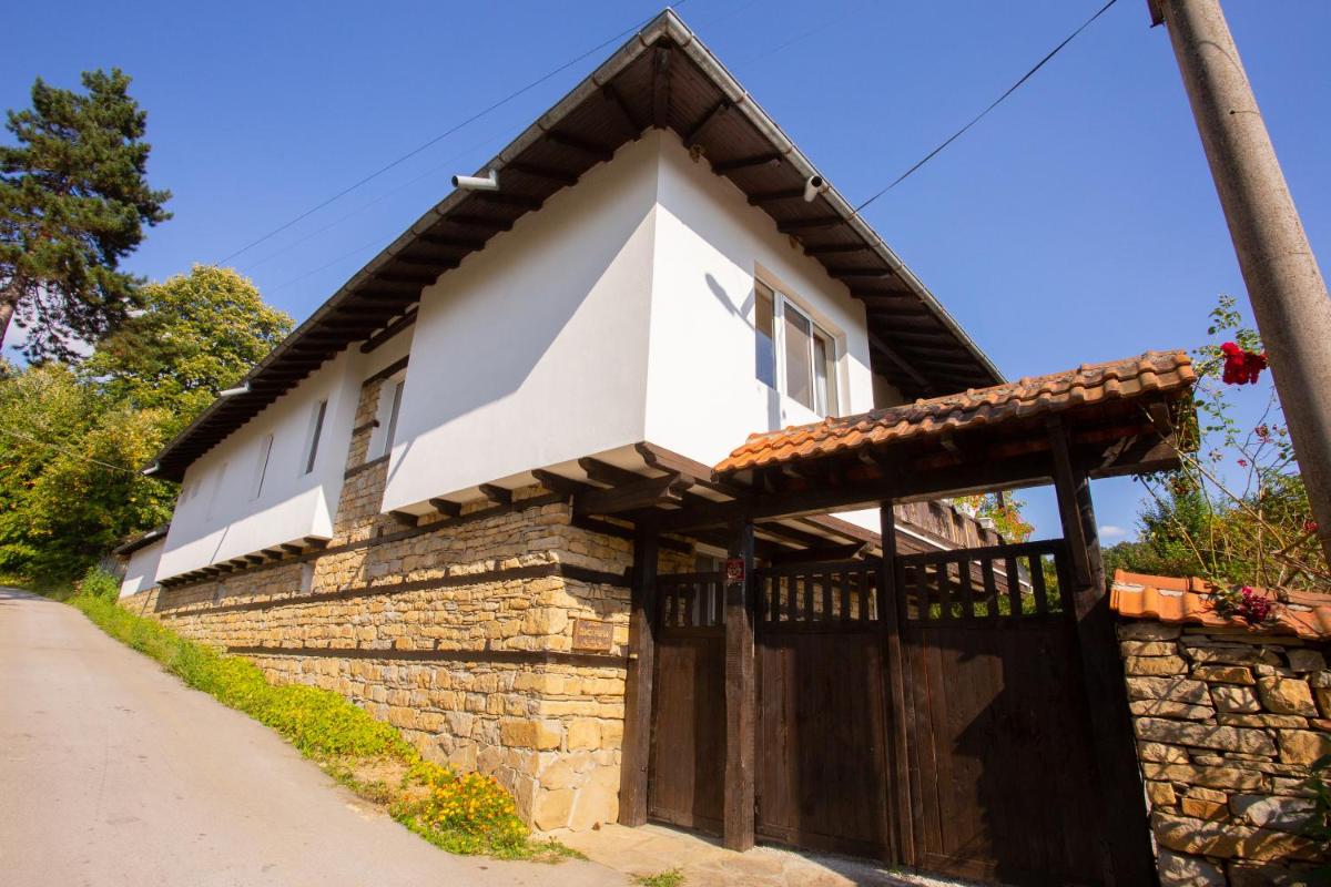 Къща за гости Пъстрина - Housity