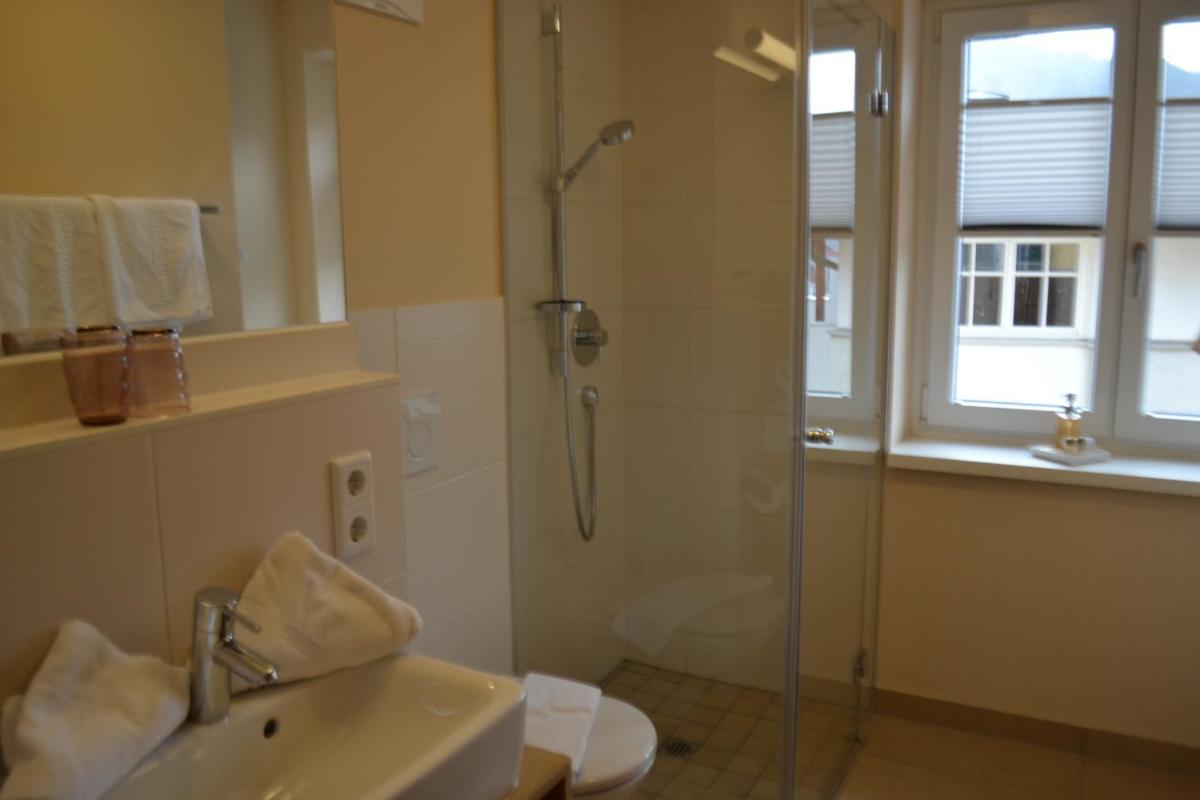 Hotel Gasthof Tirolerwirt - Housity