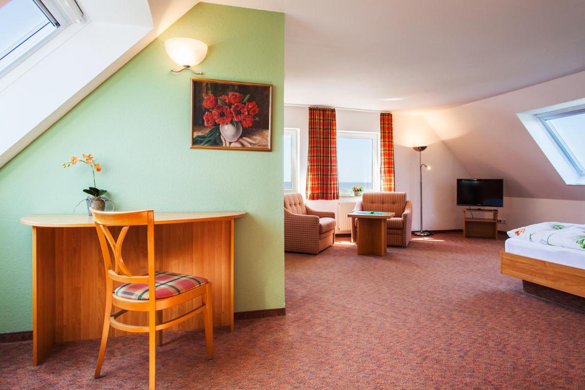 Hotel Hus Achtern Diek - Housity