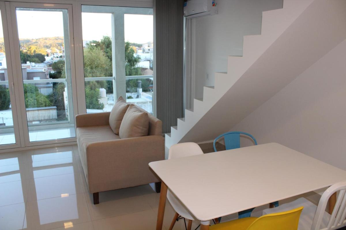 Moderno Dúplex Maipú - Housity
