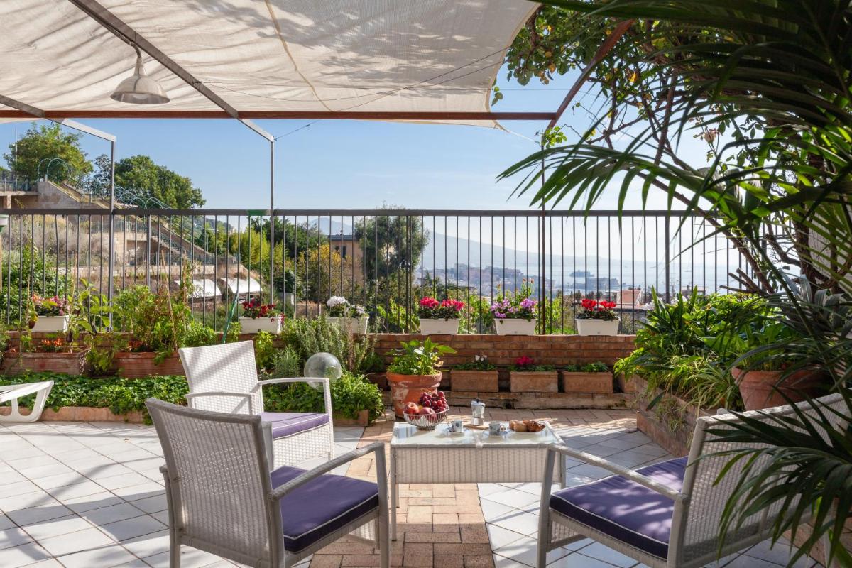 Casa Rosa - Sea View & Terrace Apartment - Housity
