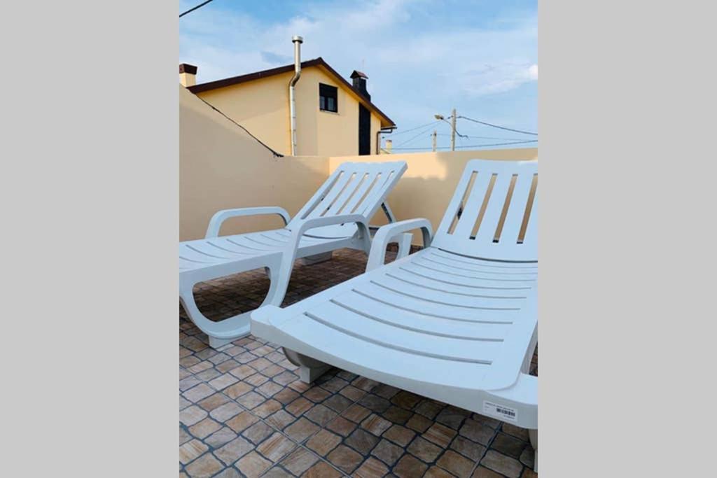 Beach House (Leirosa) - Housity