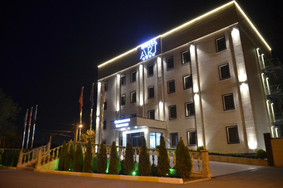 Art Hotel Bishkek - Housity