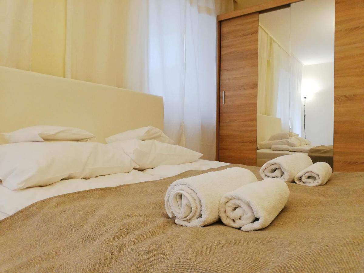 Apartament Rocha - Housity
