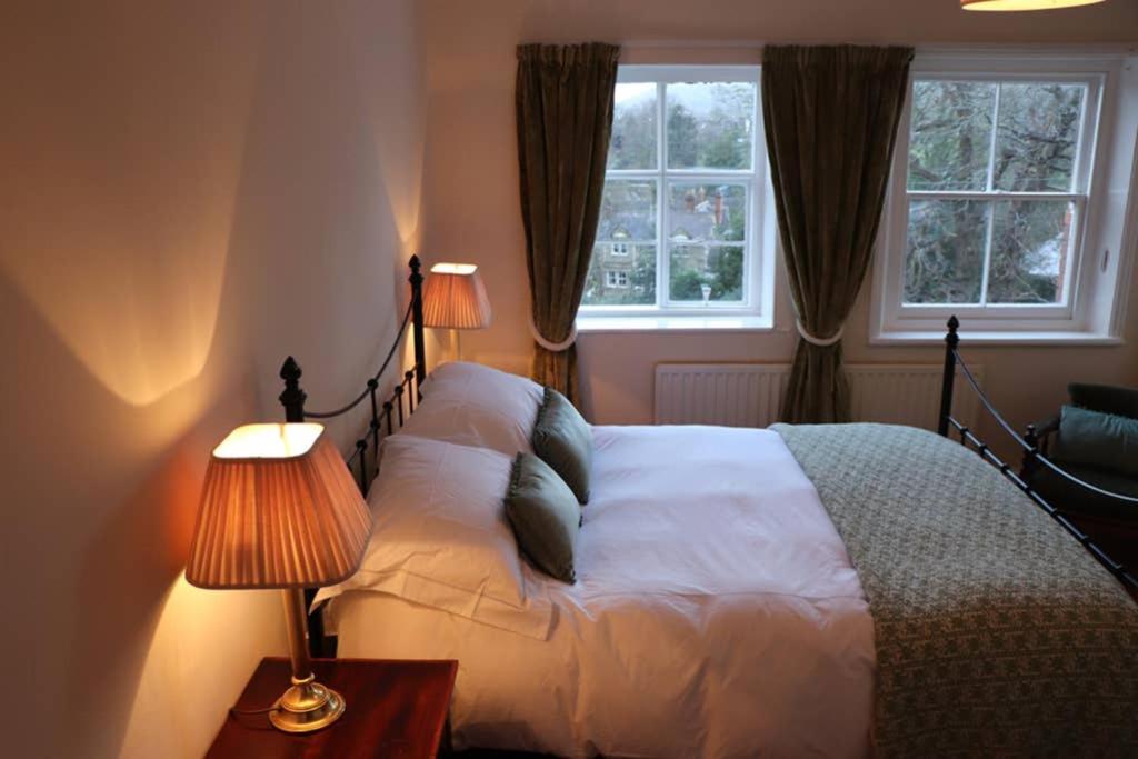 The Priest Hole at The Old Rectory, Cradley - Housity