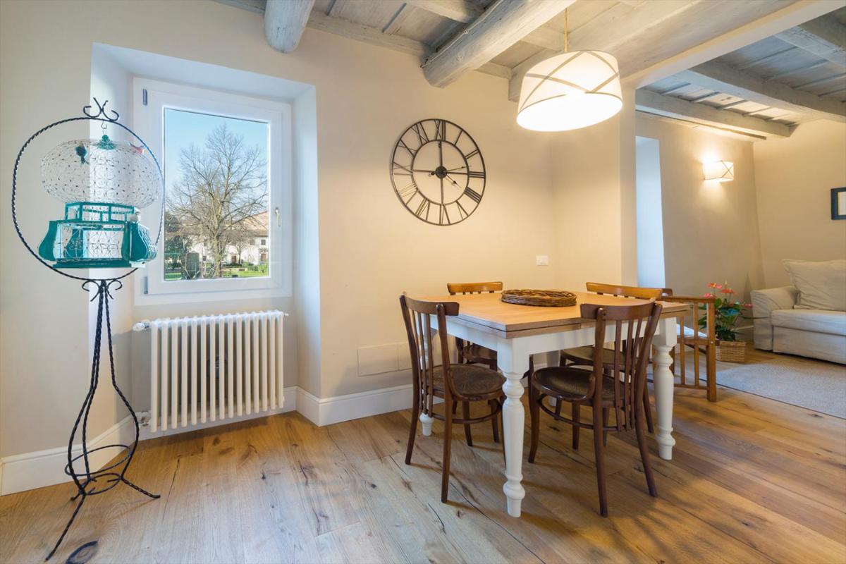 Oltrarno Real Mood Florentine Apartment - Housity