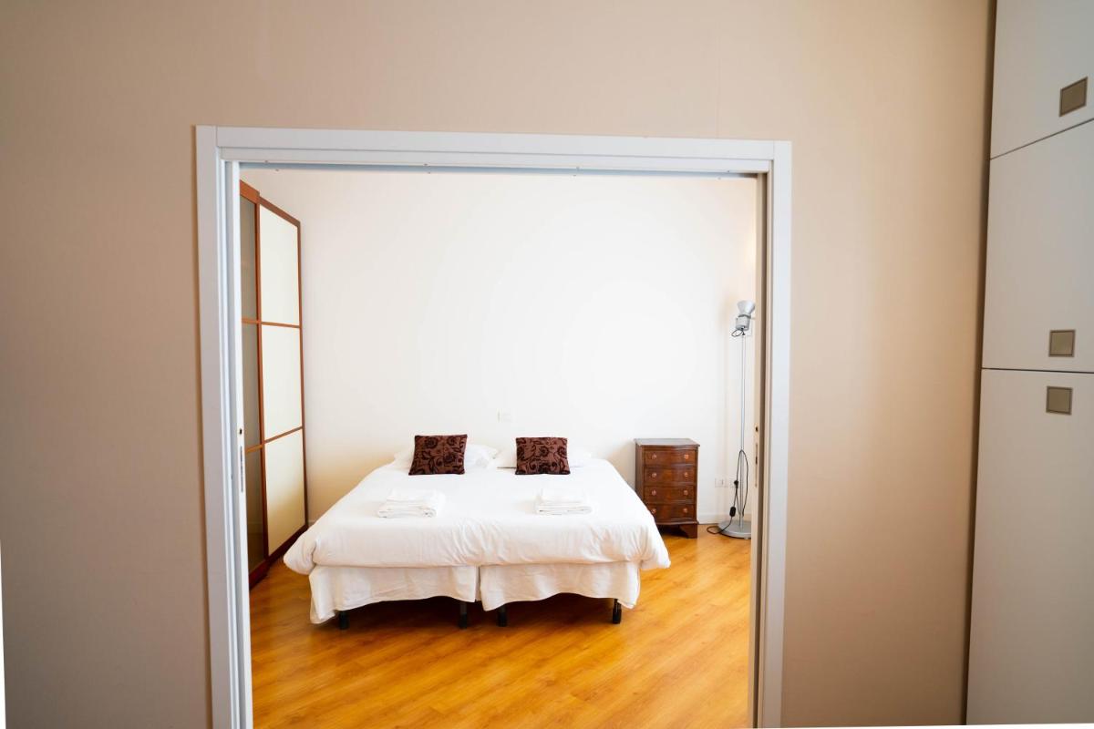 V12 Apartments - Alfieri 2A - Housity