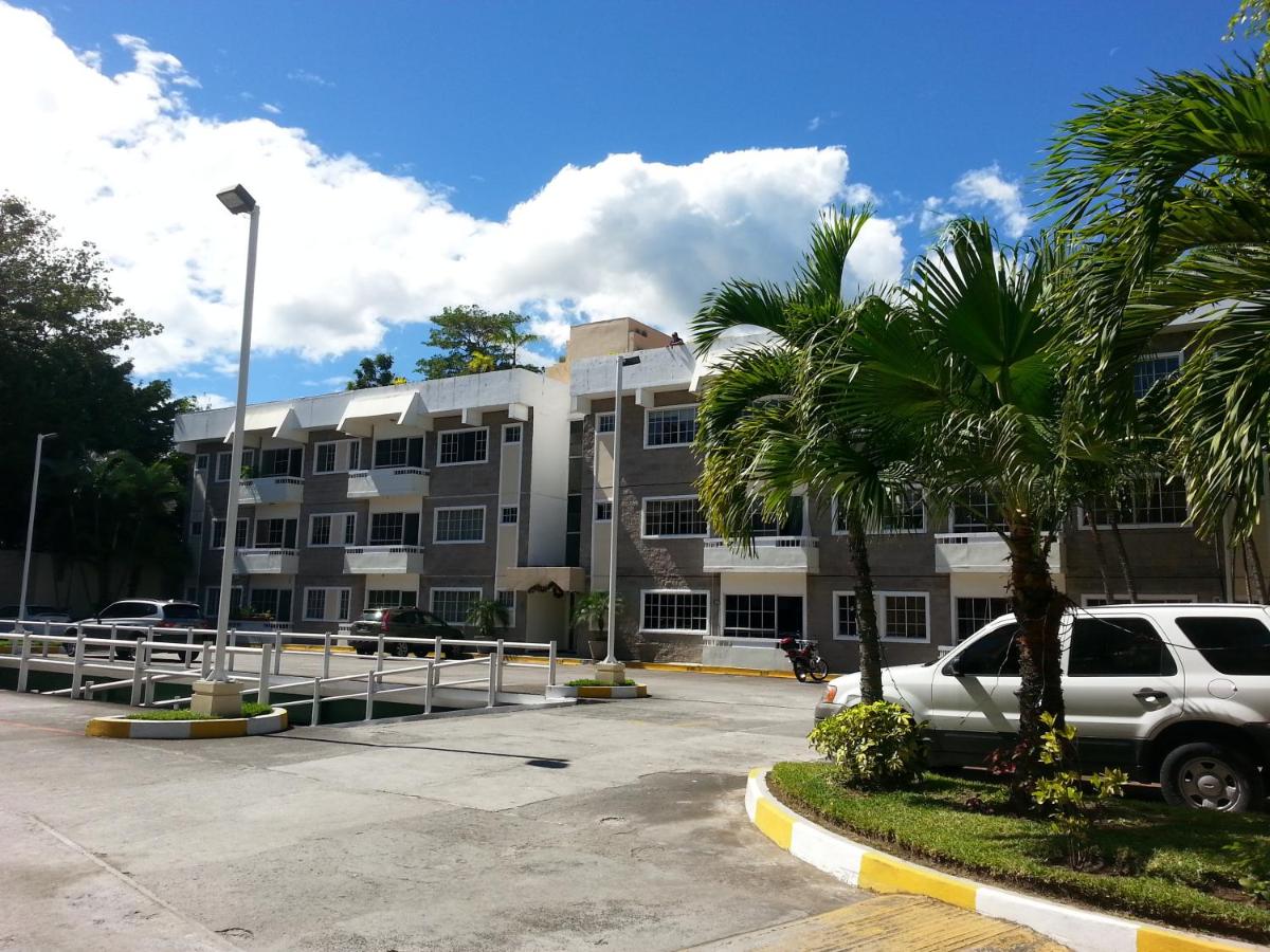 Suites & Apartments San Benito - Flats - Housity