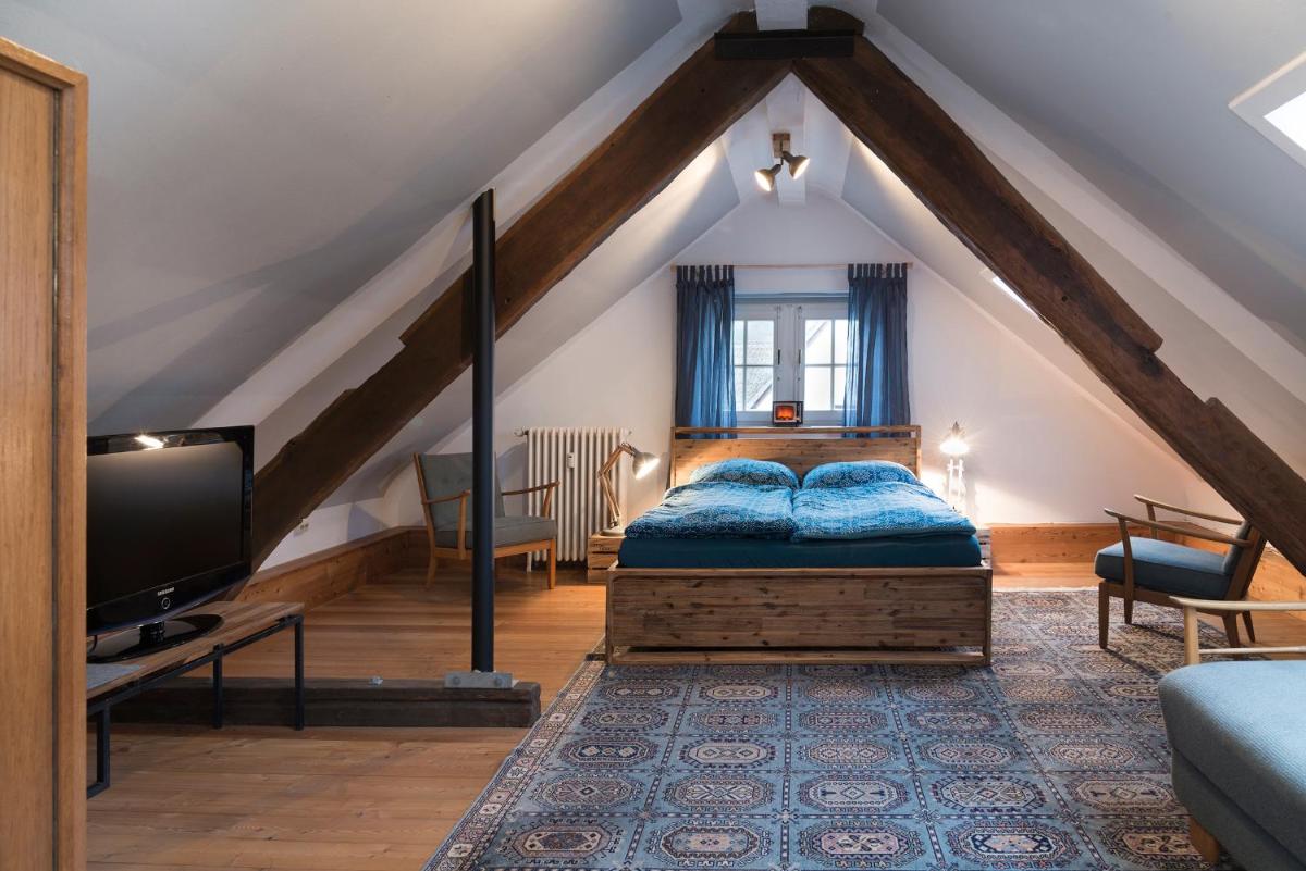 Zum-Goldenen-Schaf - Housity