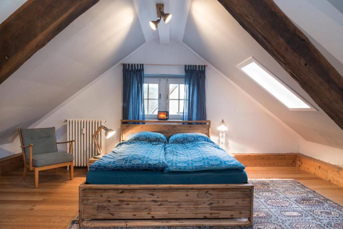 Zum-Goldenen-Schaf - Housity
