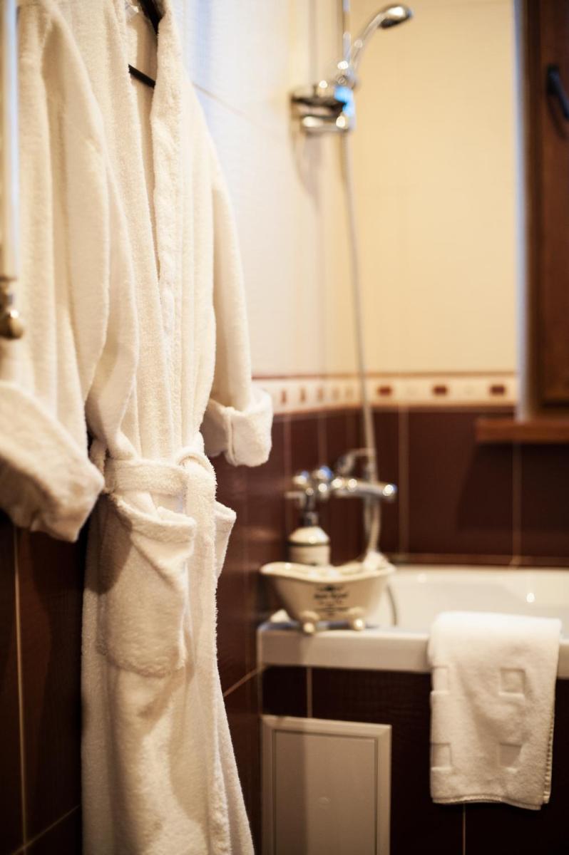 Art-Rustic Boutique Hotel - Housity