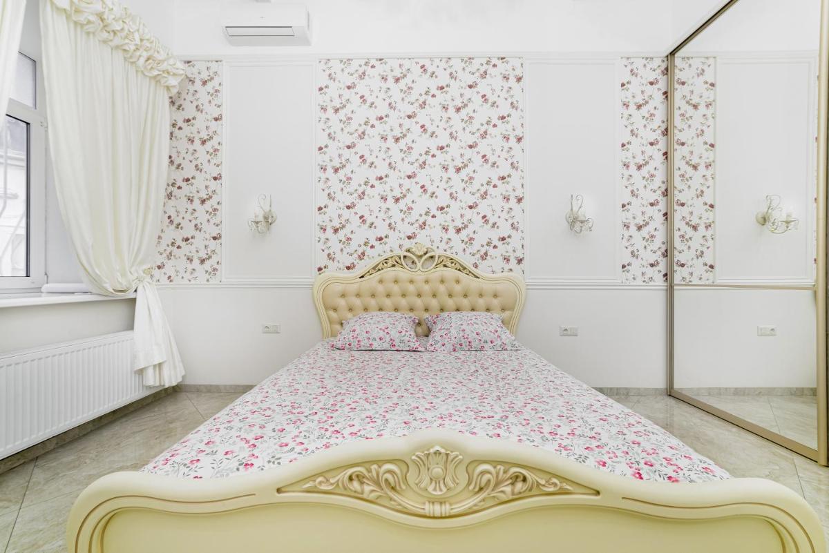 NEW!Designer apartment on Deribasovskaya - Housity