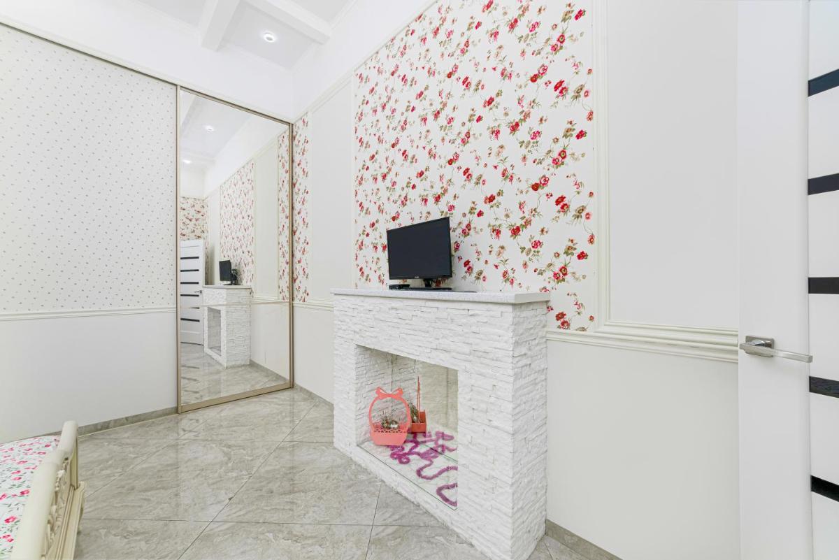 NEW!Designer apartment on Deribasovskaya - Housity