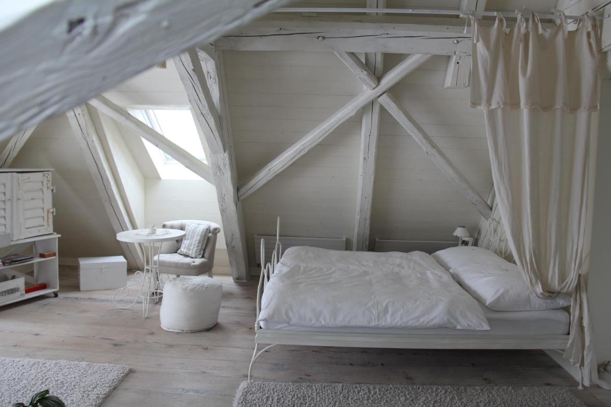 Bed and Breakfast Gantrisch Cottage Ferienzimmer - Housity