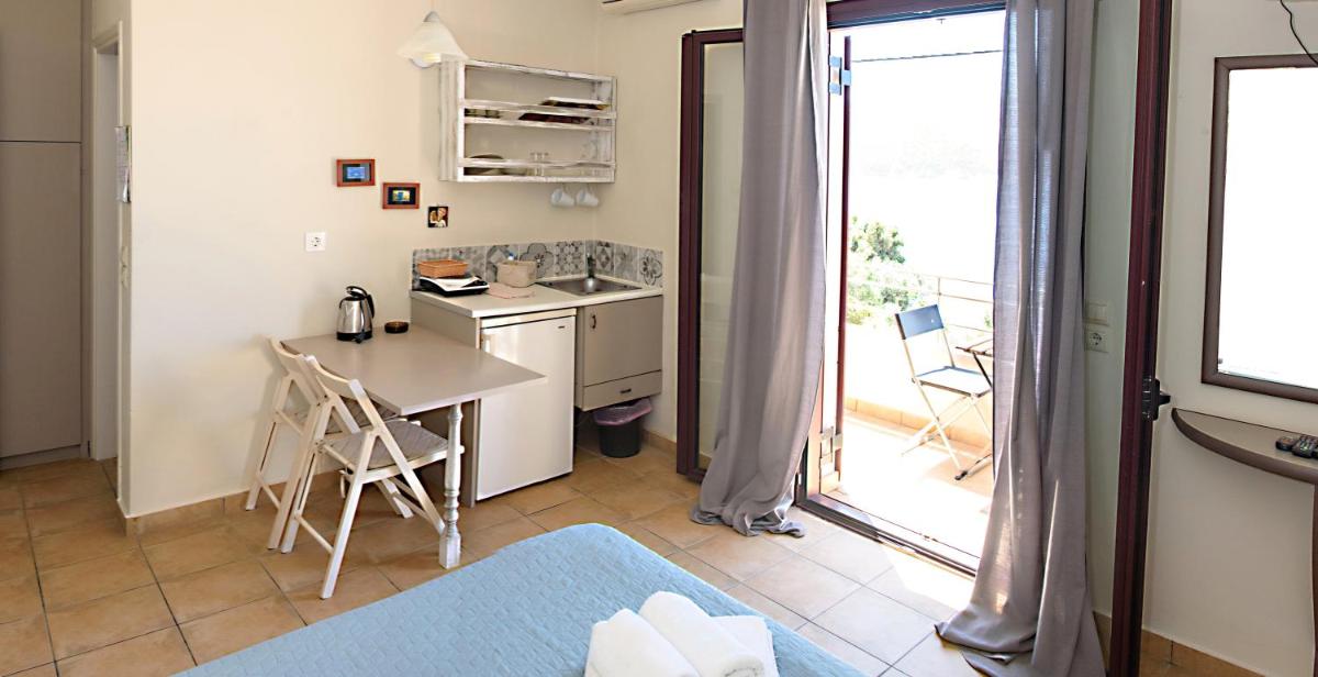 Cosis Inn - Housity