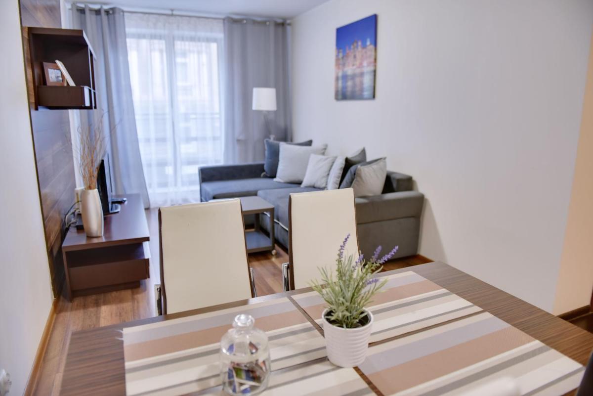 City Aparthotel - Housity