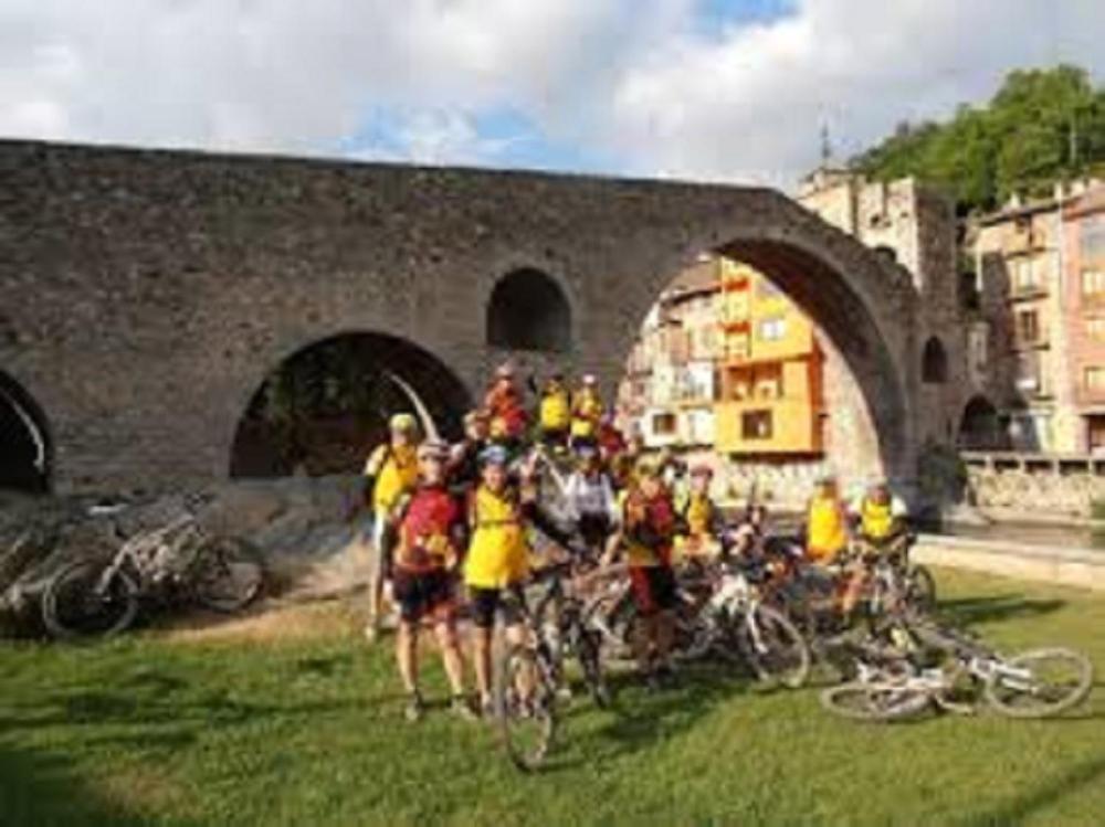 Montar en bicicleta en Hotel Grèvol Spa o alrededores