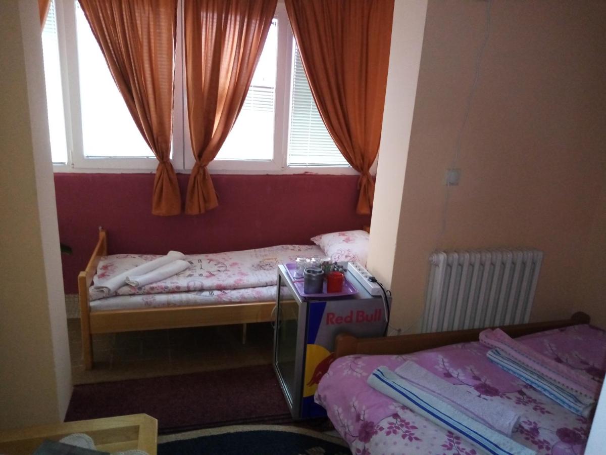 Guest house Mirijevski Konak - Housity