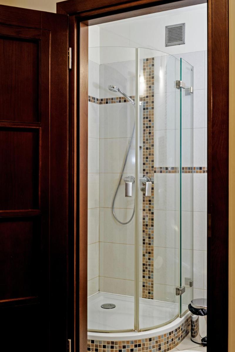 Szucha Apartments - Housity