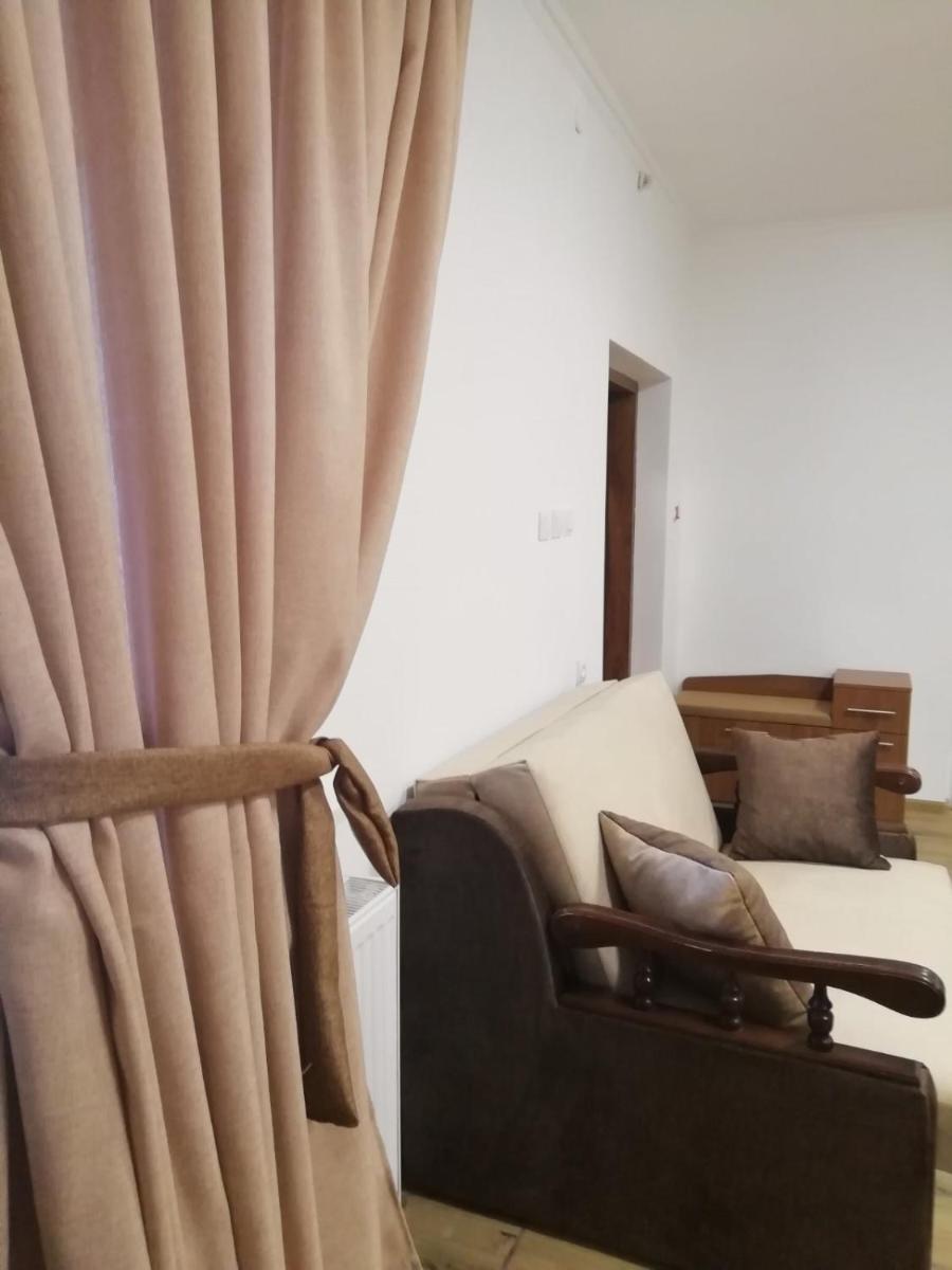 Лісова Пісня Апартаменти - Housity