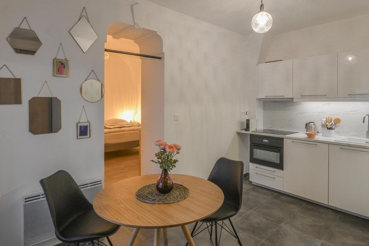 COSY APPARTEMENT EN PLEIN CENTRE-VILLE !!! - Housity