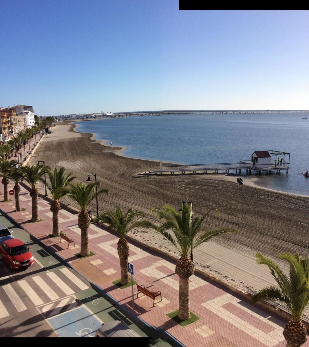 Sea View lo pagan - Housity