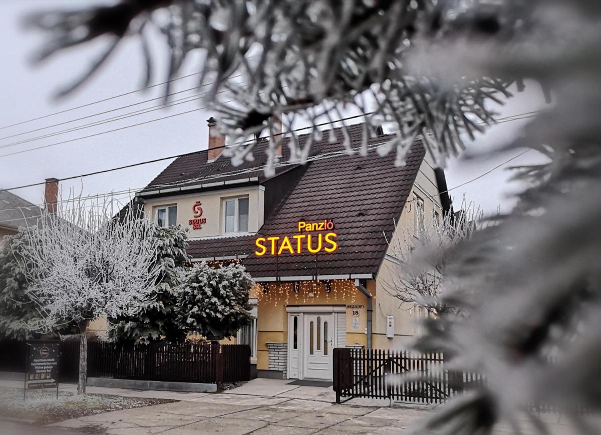 Panzió STATUS - Housity