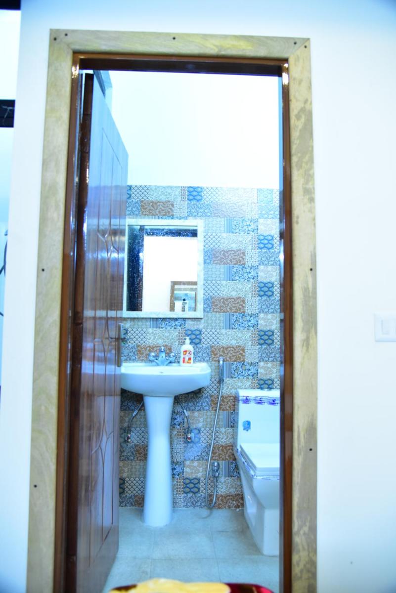 Hotel ALIG INN - Housity