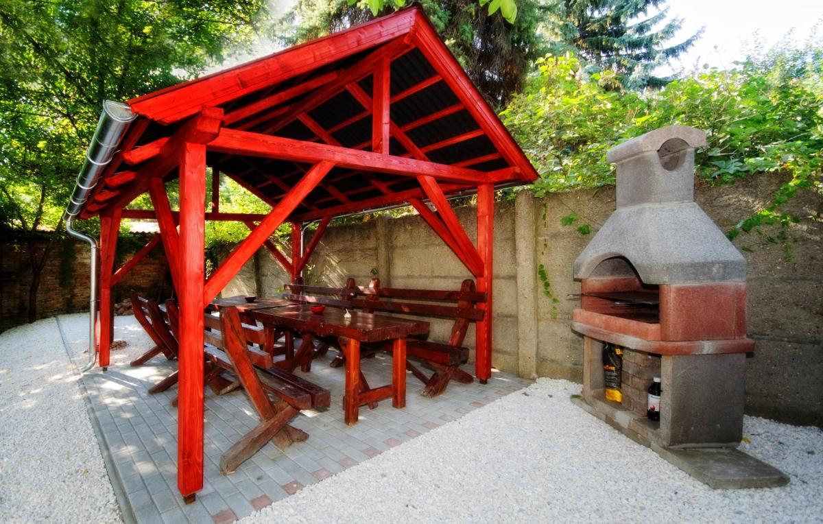 Gesztenye Apartman - Housity
