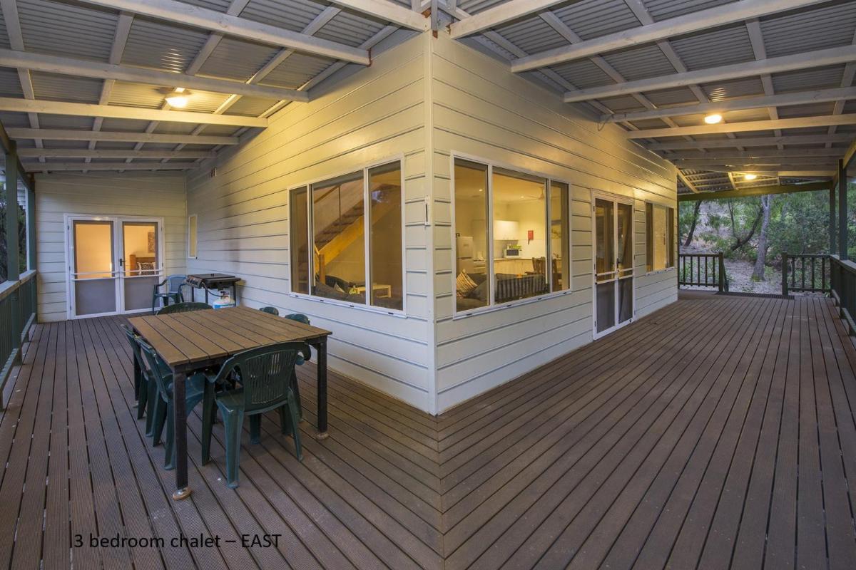 Sea Breeze Chalets Yallingup - Housity