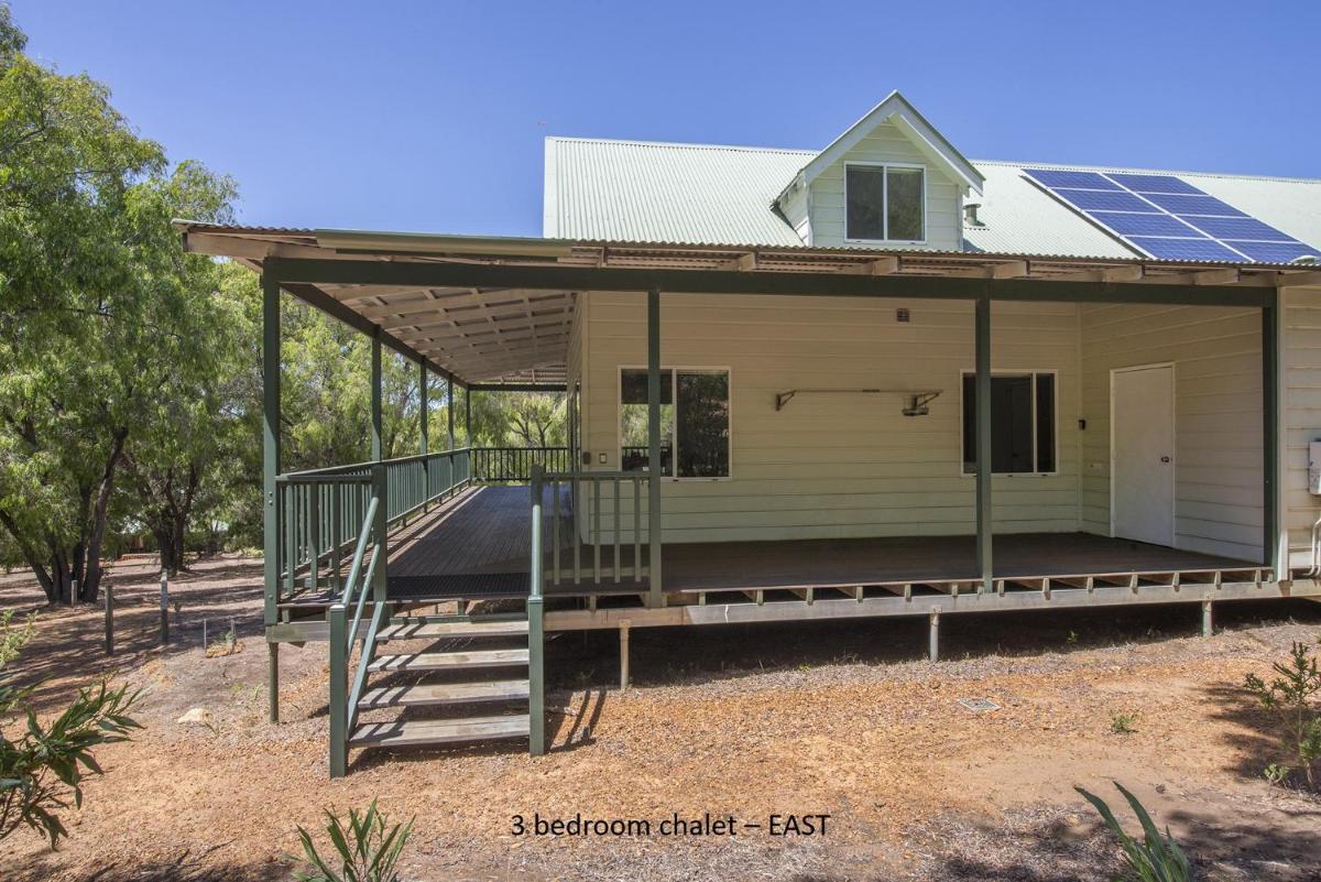 Sea Breeze Chalets Yallingup - Housity