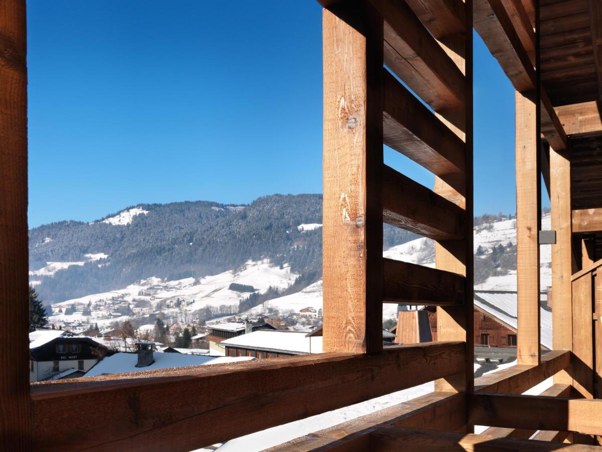 Vue générale sur la montagne ou vue sur la montagne depuis l'hôtel