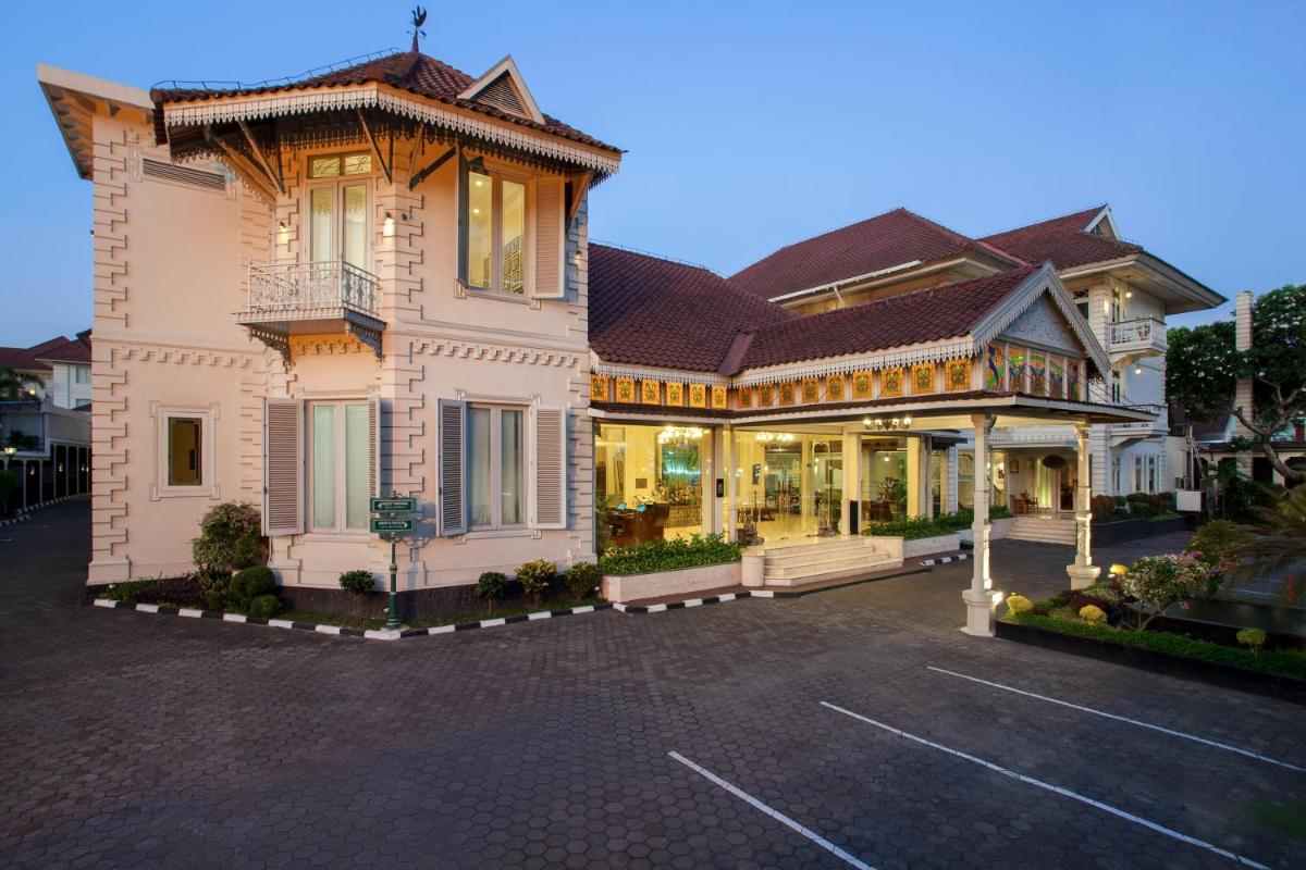 The Phoenix Hotel Yogyakarta - Handwritten Collection - Housity