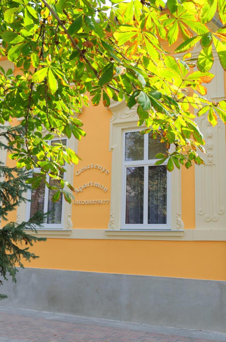 Gesztenye Apartman - Housity