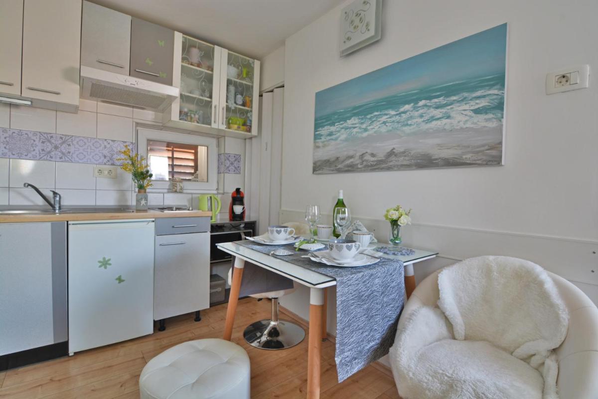 Apartment Artemia - Hizvo