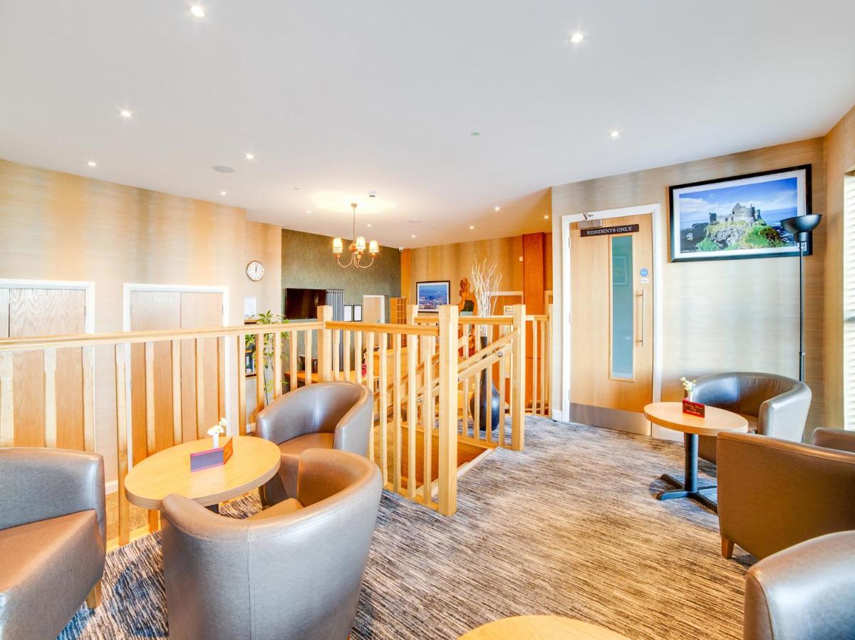 Standing Stones Lodge - Housity