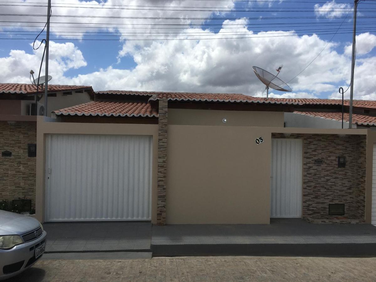 Casa Letícia - Housity