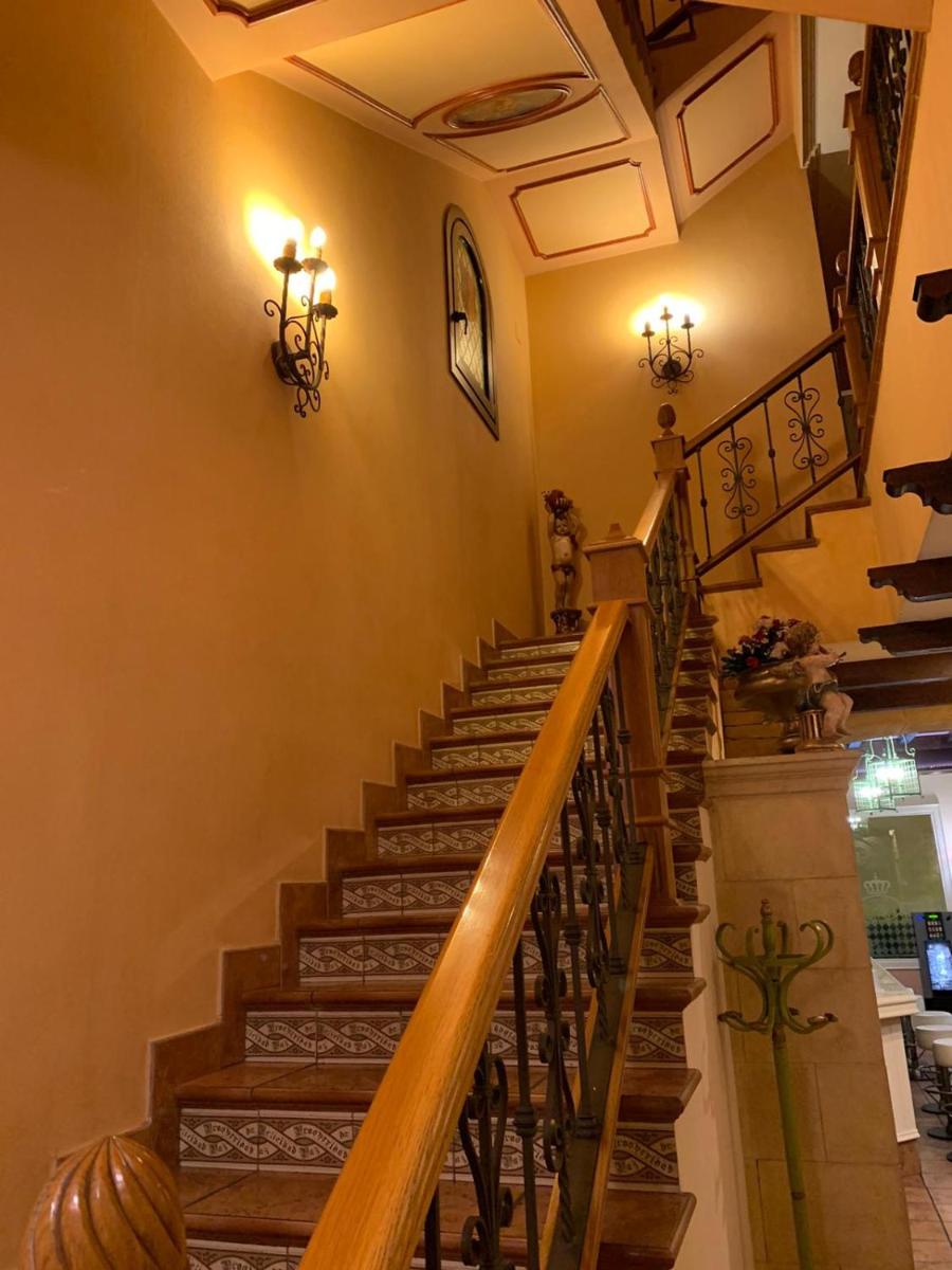 Hotel Juan Carlos I - Housity