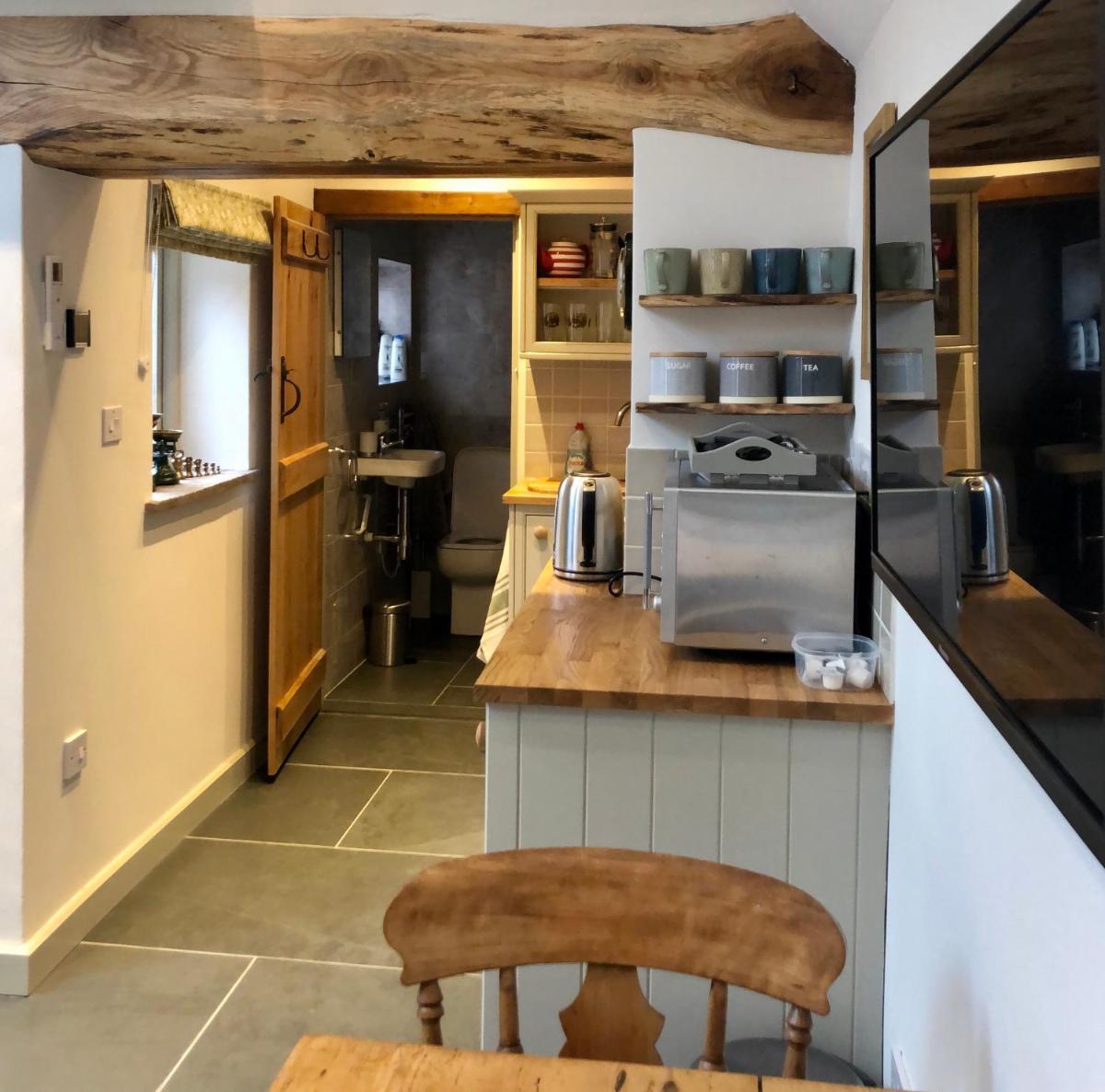 Suitetrails - The Outhouse - Ground Floor Studio