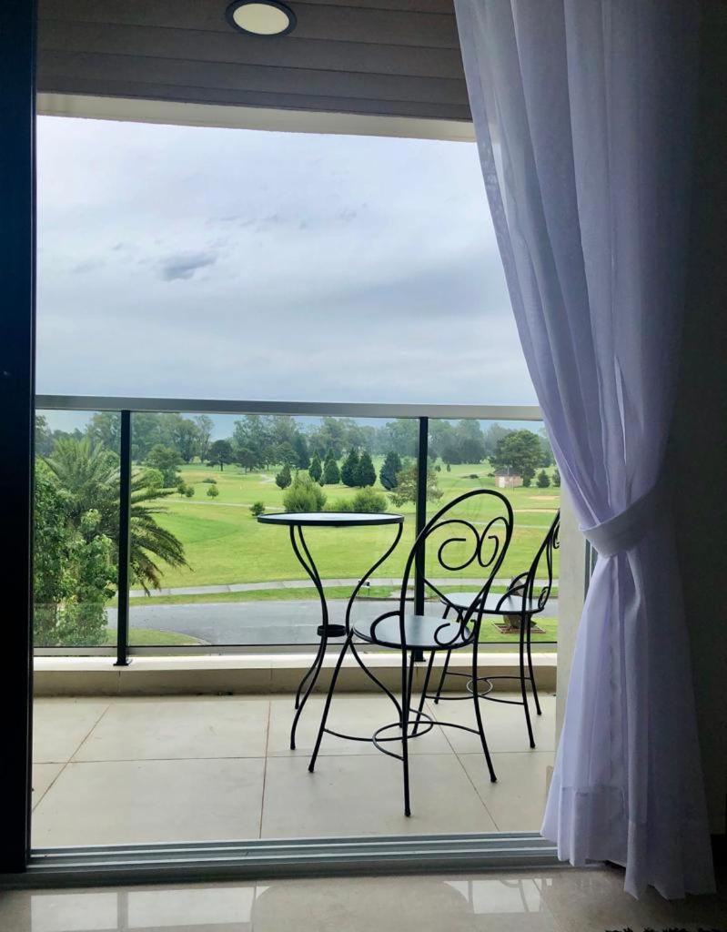 Residencias de Pilar - Housity