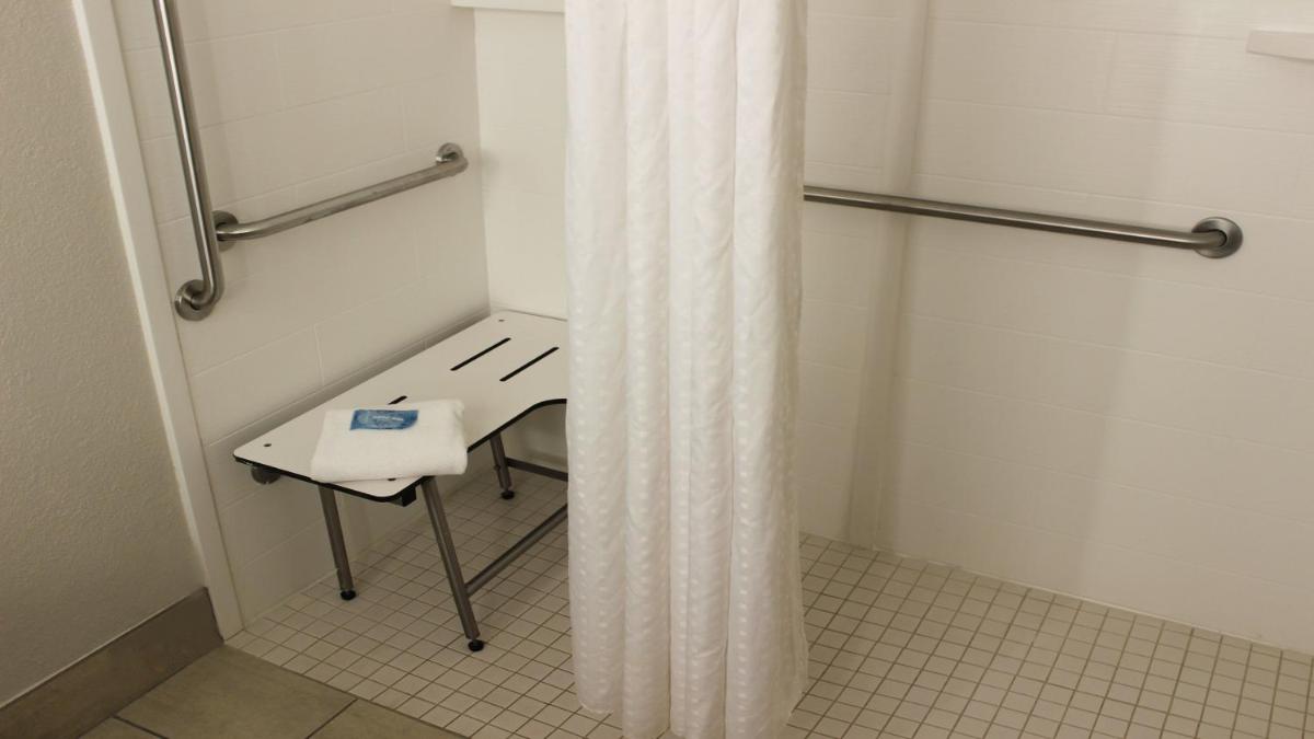 Holiday Inn Express Winfield - Teays Valley by IHG - Housity