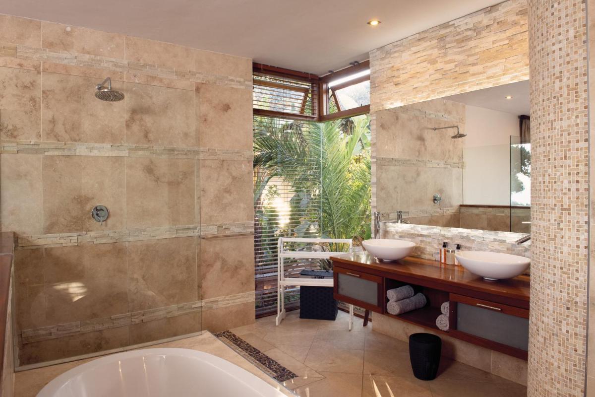 Aquarius Beach House - Housity