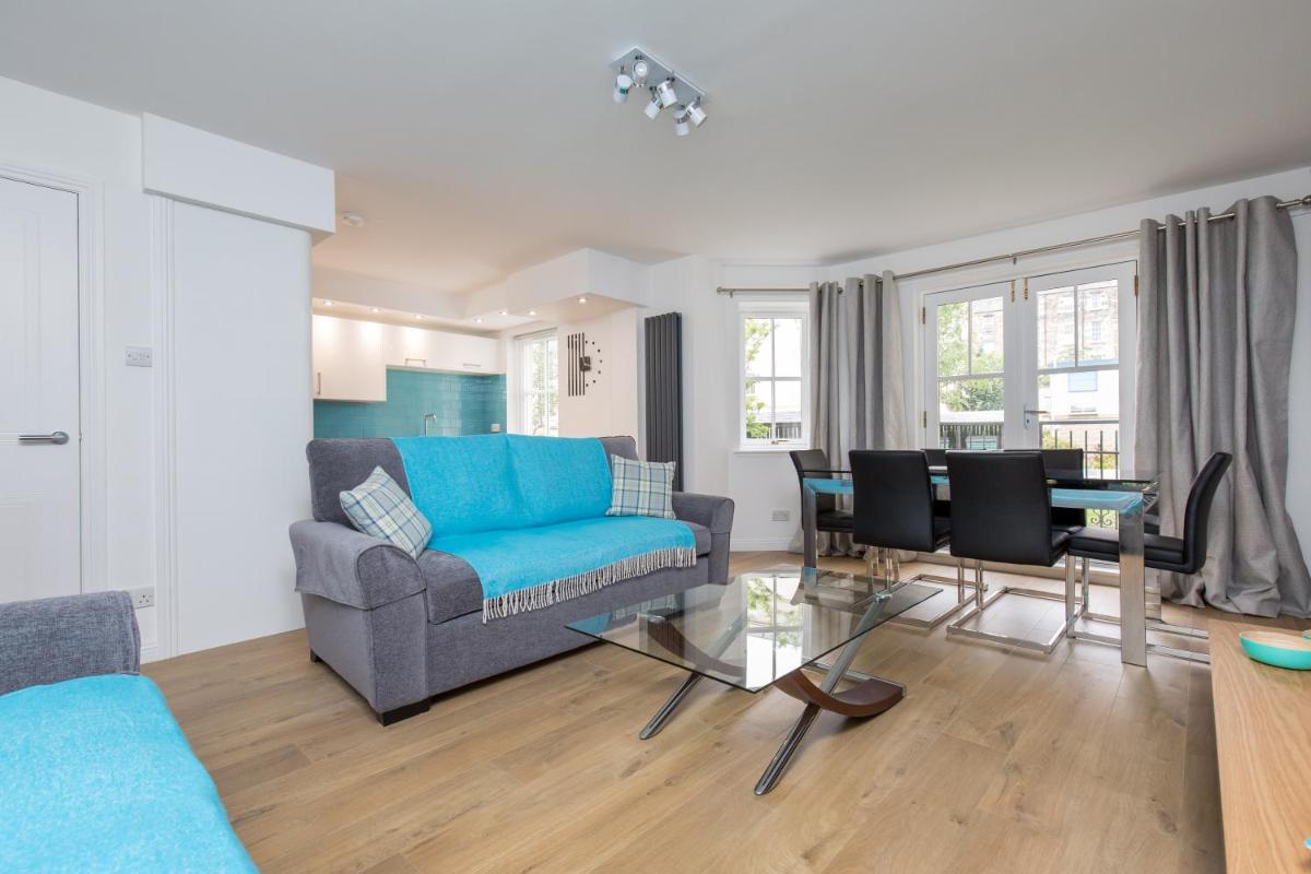 Huntingdon Place - 415 - Housity